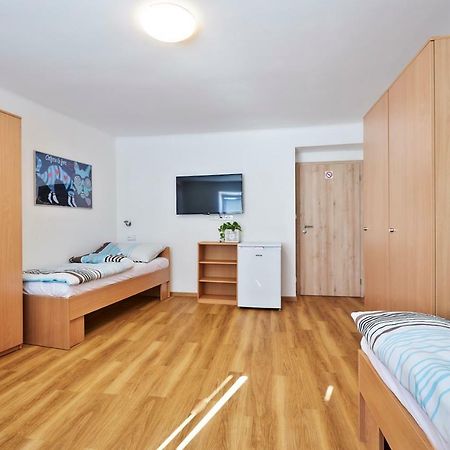 Apartmany Ubytovani Alfa ปราก ภายนอก รูปภาพ