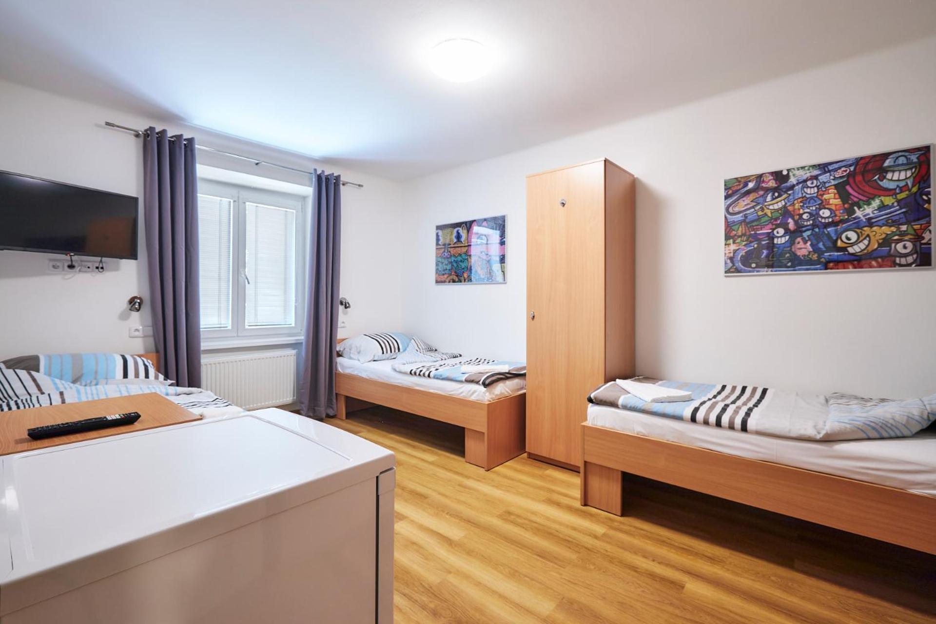 Apartmany Ubytovani Alfa ปราก ภายนอก รูปภาพ