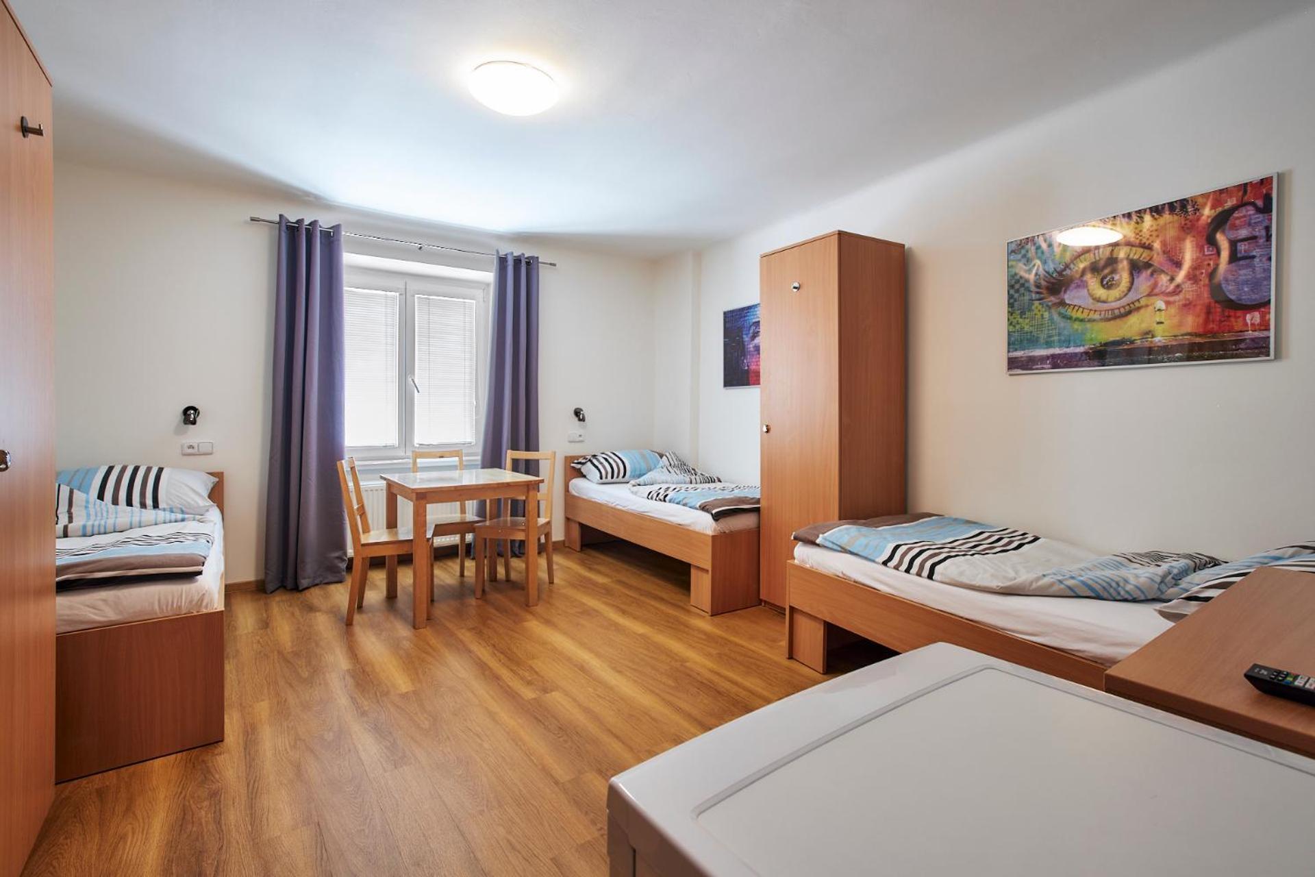 Apartmany Ubytovani Alfa ปราก ภายนอก รูปภาพ